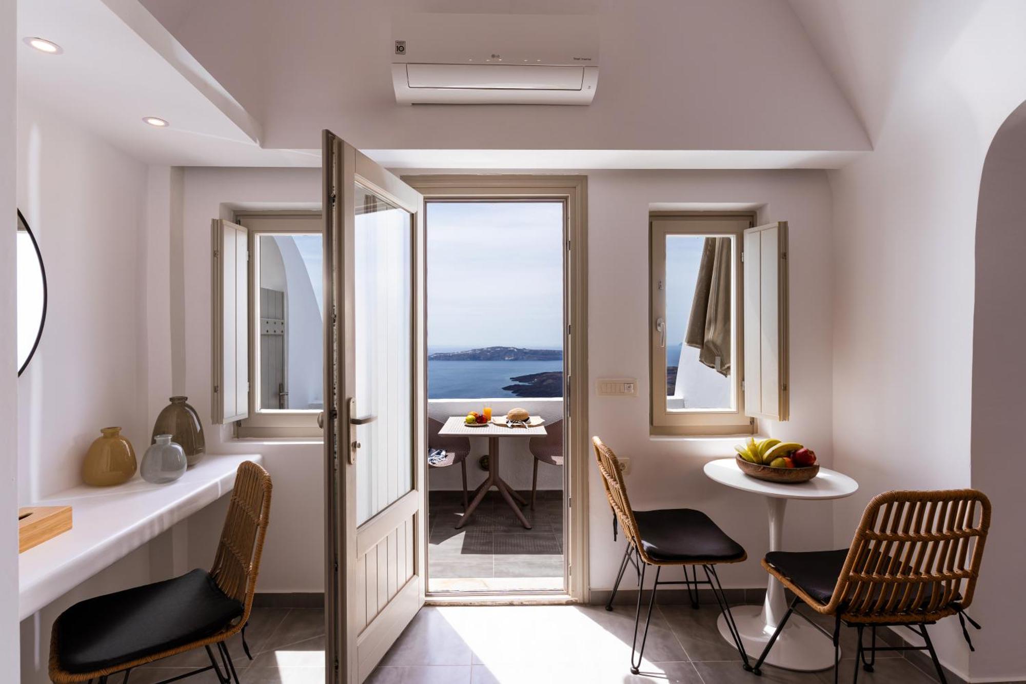 Mardanza Krokos Suites Imerovigli  Ngoại thất bức ảnh