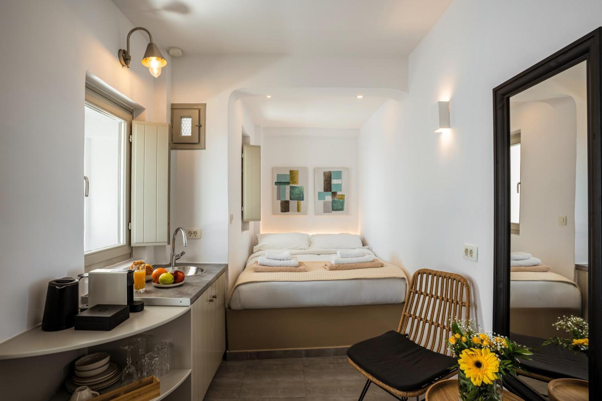 Mardanza Krokos Suites Imerovigli  Ngoại thất bức ảnh