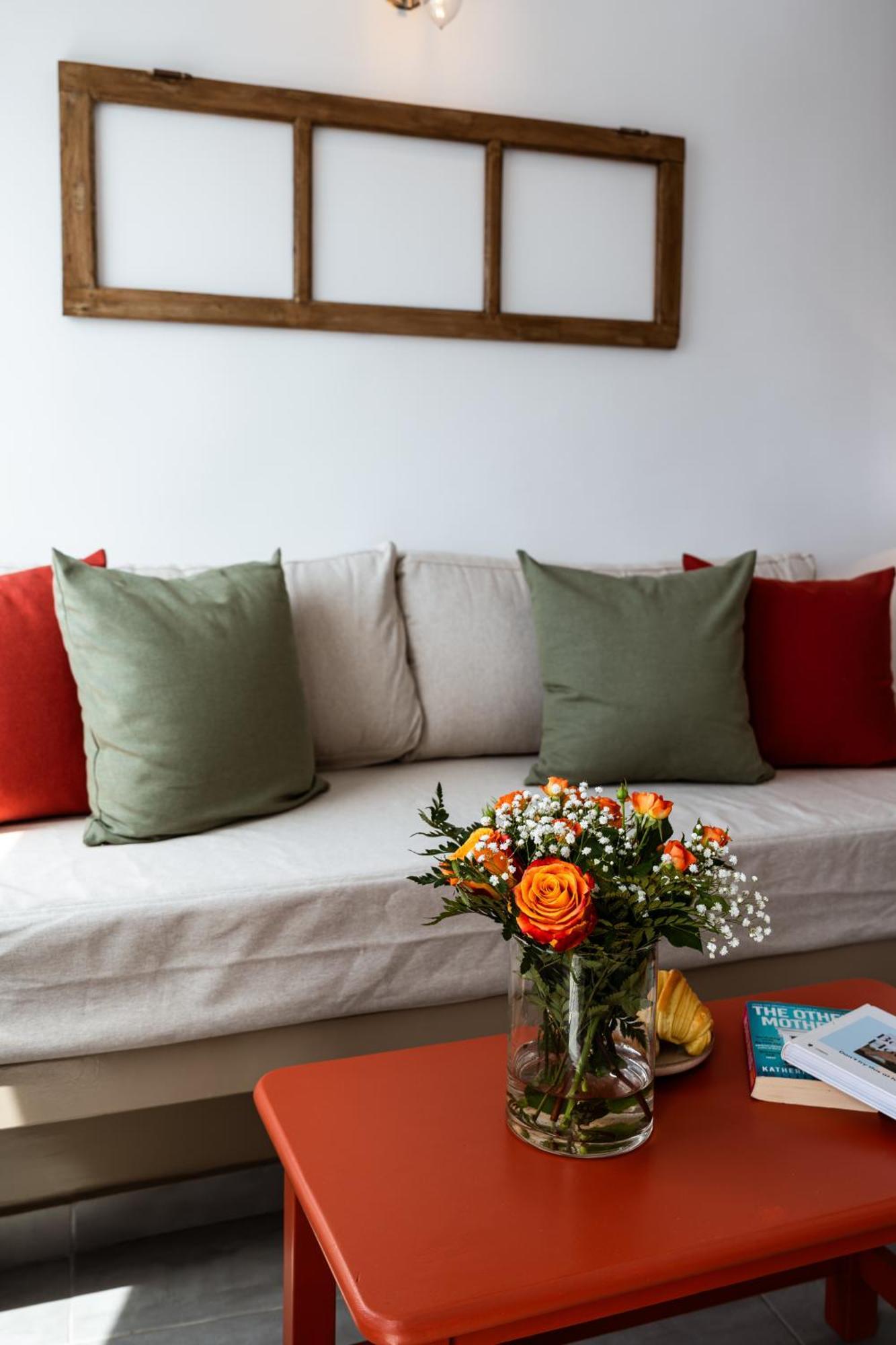 Mardanza Krokos Suites Imerovigli  Ngoại thất bức ảnh