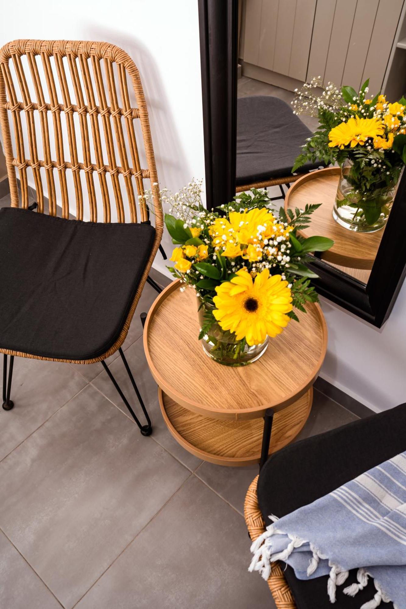 Mardanza Krokos Suites Imerovigli  Ngoại thất bức ảnh