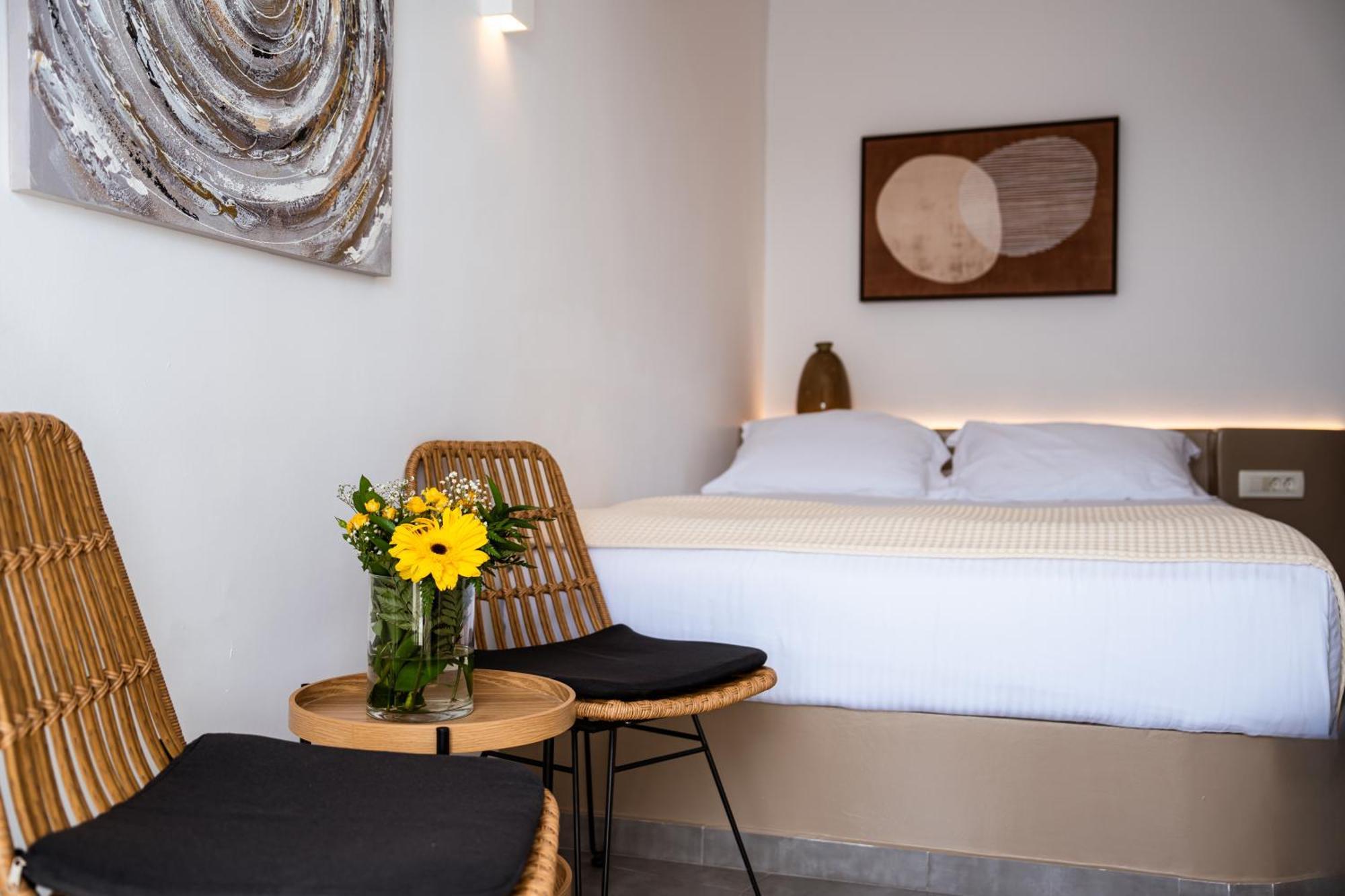 Mardanza Krokos Suites Imerovigli  Ngoại thất bức ảnh