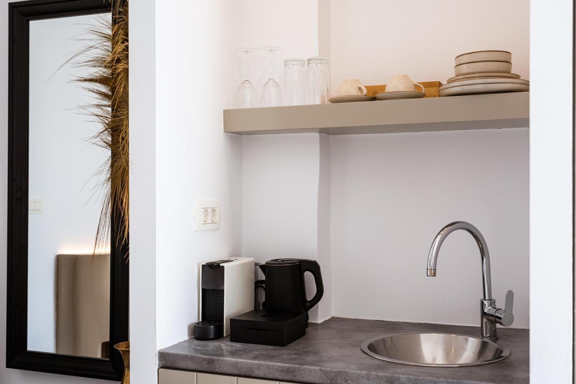 Mardanza Krokos Suites Imerovigli  Ngoại thất bức ảnh