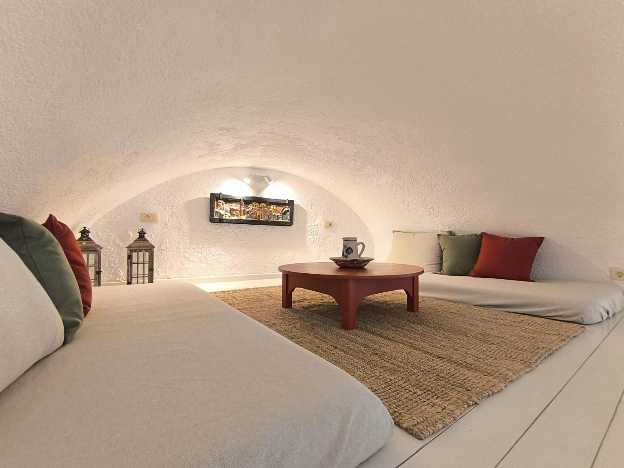 Mardanza Krokos Suites Imerovigli  Ngoại thất bức ảnh