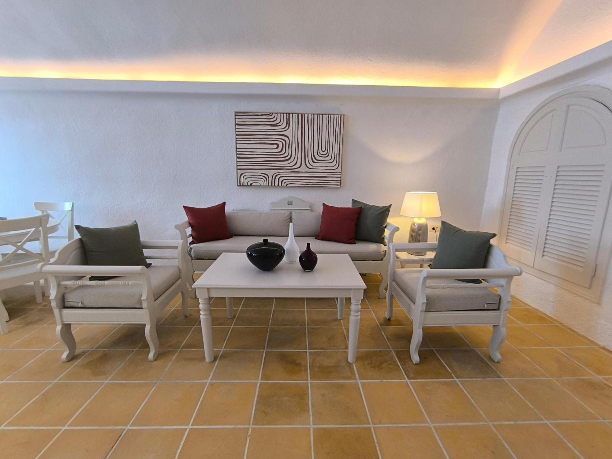 Mardanza Krokos Suites Imerovigli  Ngoại thất bức ảnh
